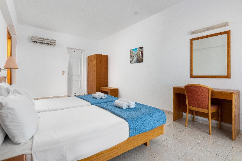 스탠다드 룸 킹사이즈 침대, Hampton Inn Kenedy