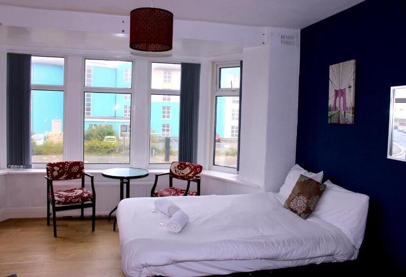 اتاق خانوادگی, Henson Hotel Pleasure Beach