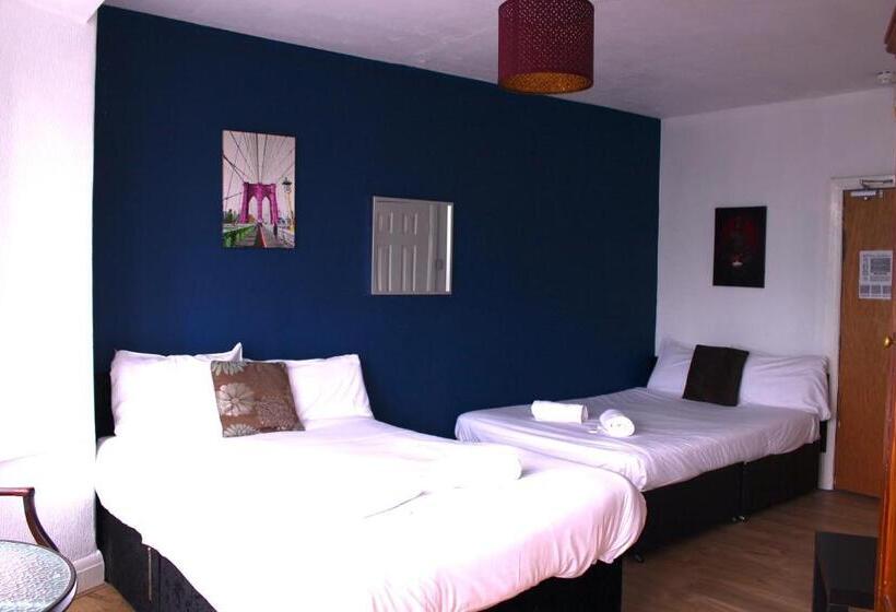 اتاق خانوادگی, Henson Hotel Pleasure Beach