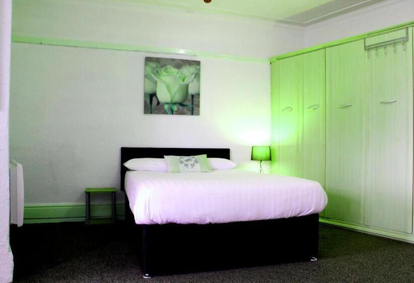 اتاق خانوادگی, Henson Hotel Pleasure Beach