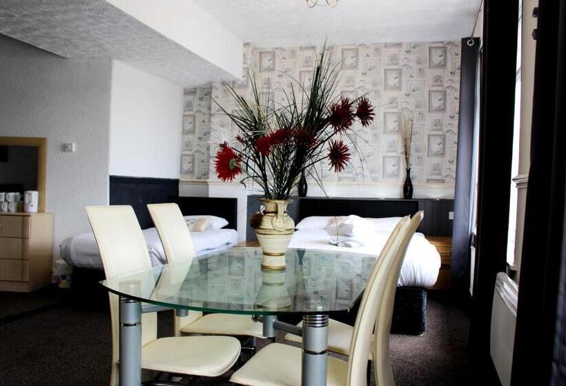 اتاق خانوادگی, Henson Hotel Pleasure Beach