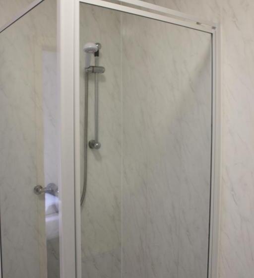 اتاق خانوادگی, Henson Hotel Pleasure Beach