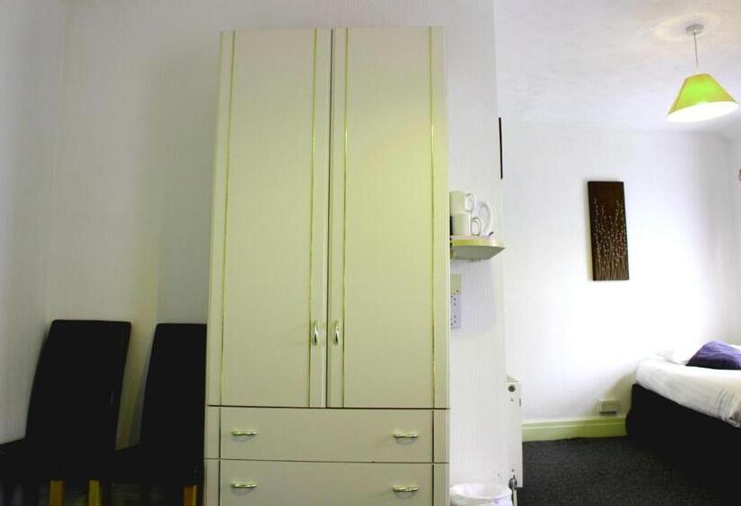 اتاق خانوادگی, Henson Hotel Pleasure Beach