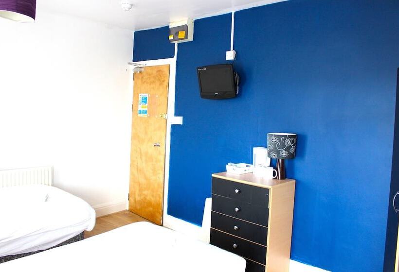 اتاق خانوادگی, Henson Hotel Pleasure Beach