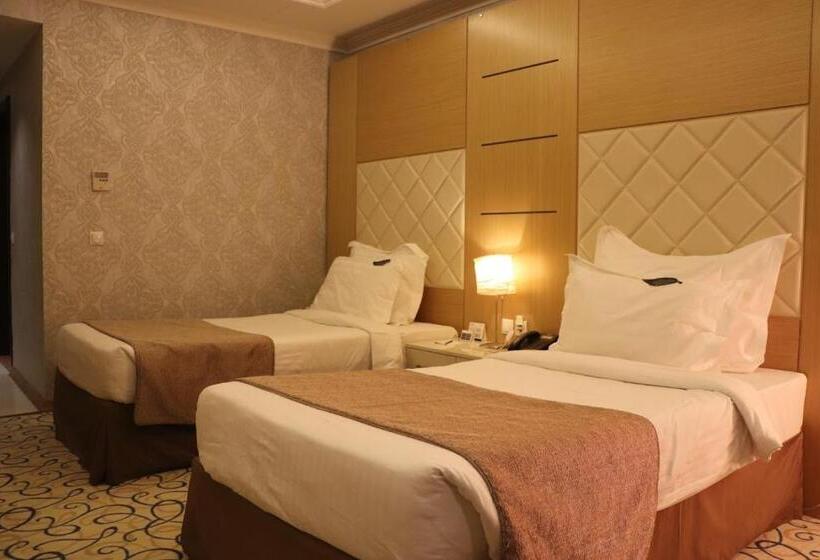 Cameră Deluxe, Highcrest