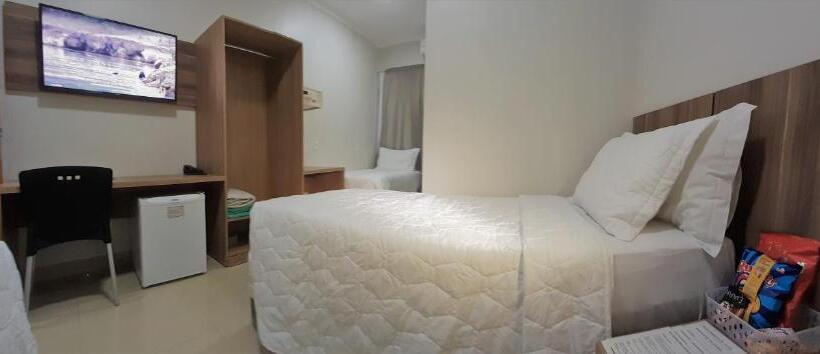 スタンダードトリプルルーム, Horto