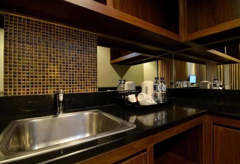 Suíte, Howard Johnson By Wyndham Pekalongan