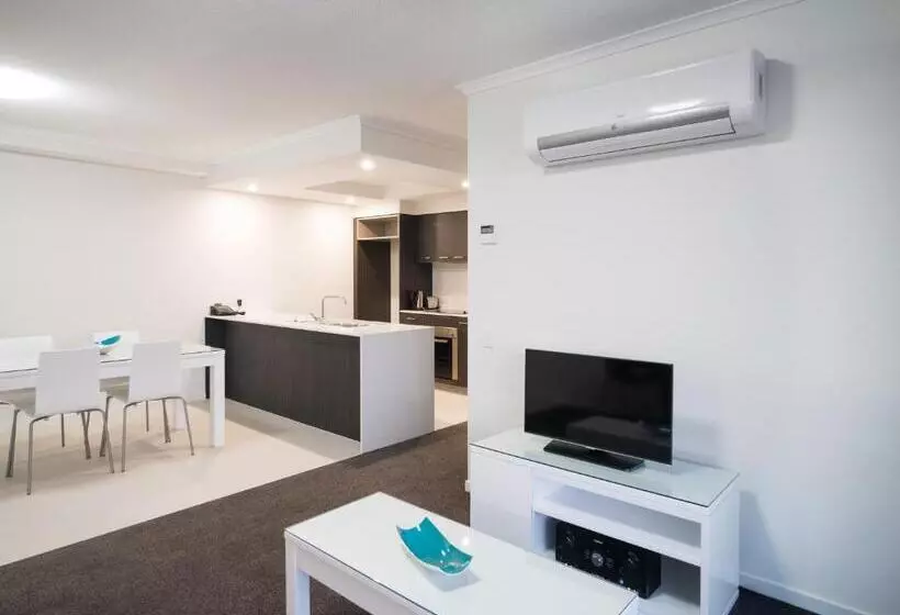 آپارتمان مدیریتی 2 خوابه, Oaks Mackay Rivermarque