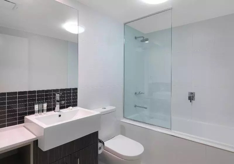 آپارتمان مدیریتی 2 خوابه, Oaks Mackay Rivermarque
