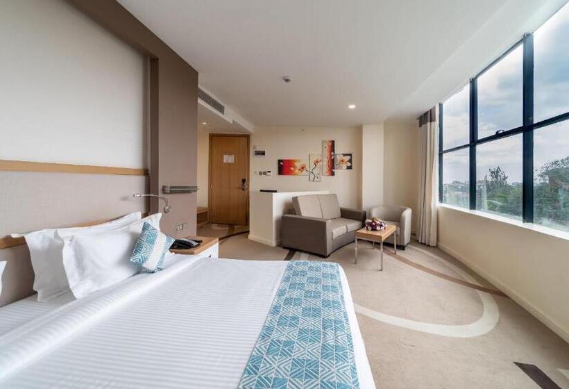 اتاق سوپریور با تخت بزرگ, Prideinn Azure Hotel Nairobi Westlands