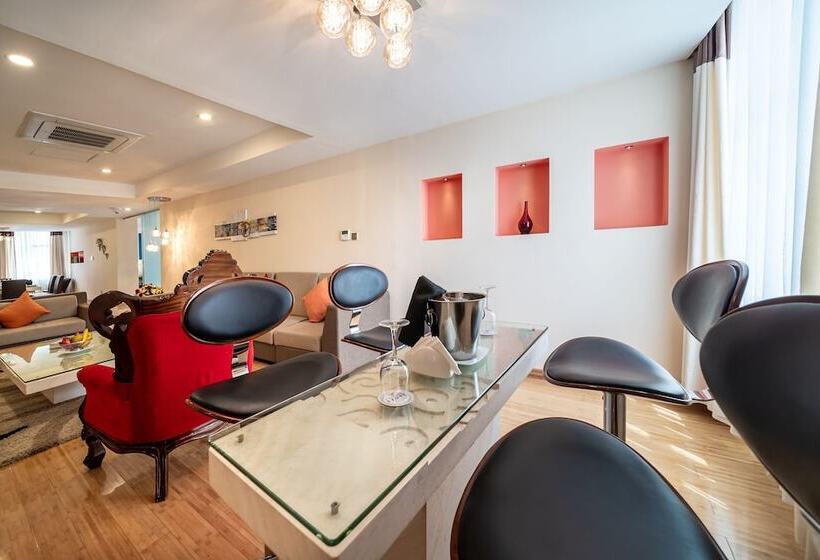 سوئیت پرزیدنت, Prideinn Azure Hotel Nairobi Westlands