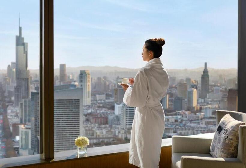 Номер Deluxe Кровать Кинг, Shangrila Nanjing