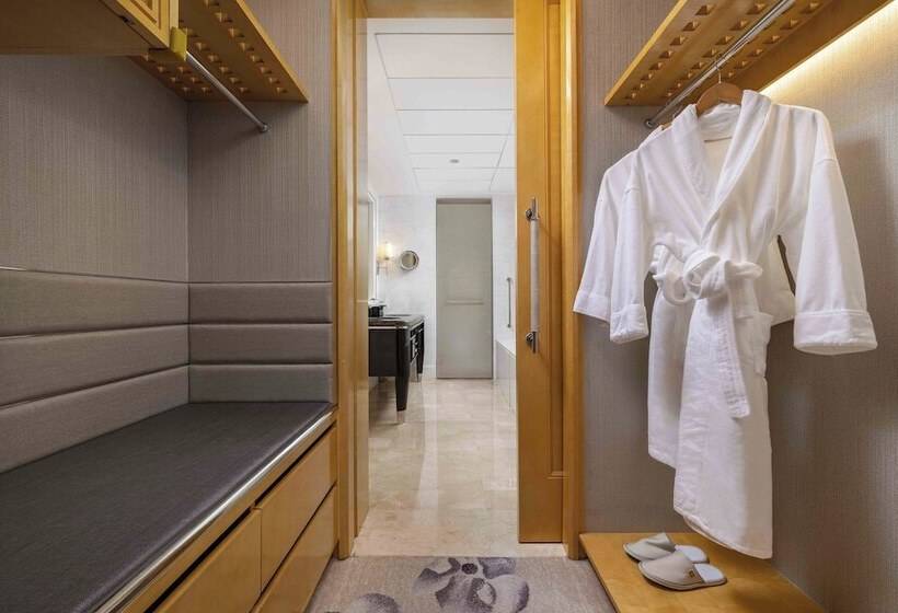 Номер Стандарт Двуспальная Кровать, Shangrila Nanjing