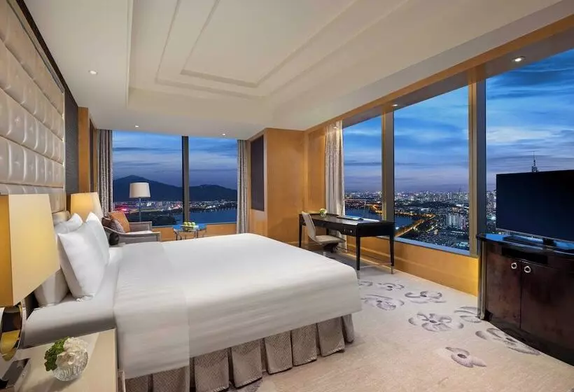 湖の見えるプレミアムルーム, Shangrila Nanjing