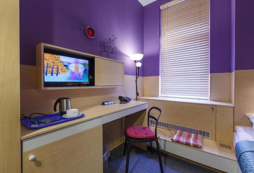 اتاق استاندارد یک نفره, Sleeport