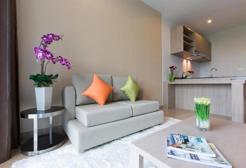 سوییت جونیور, Sugar Palm Residence