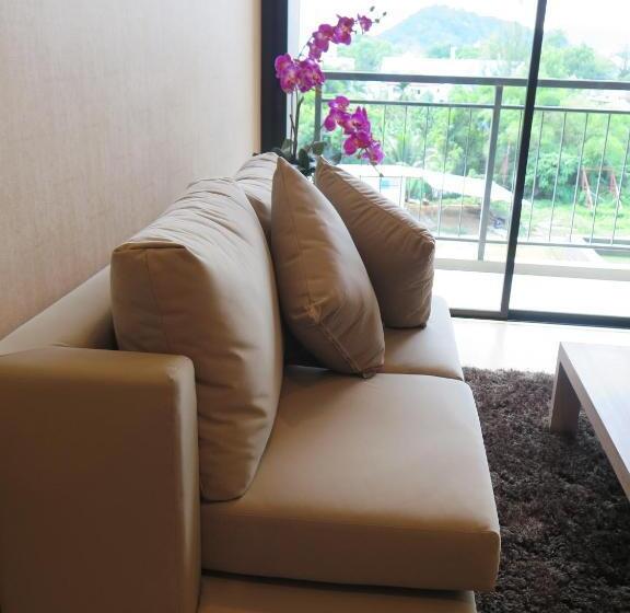 سوییت لوکس, Sugar Palm Residence