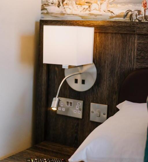 Номер Стандарт, The Bull