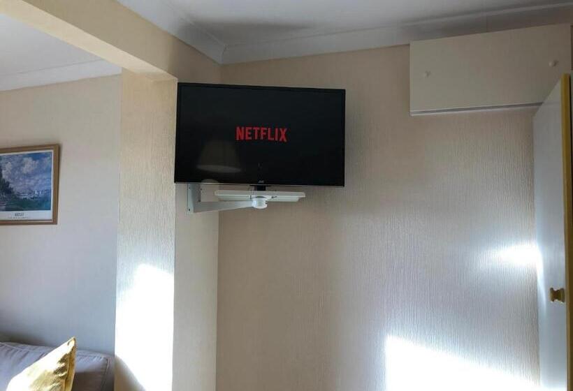 اتاق پرمیوم, The Purple Tree Guest House