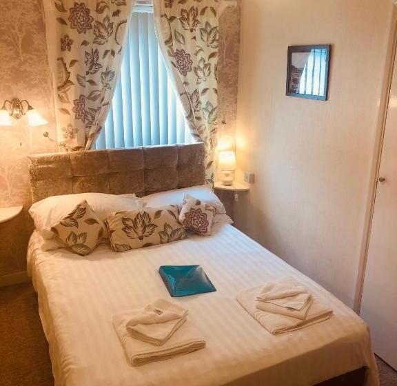 اتاق اکونومی, The Purple Tree Guest House