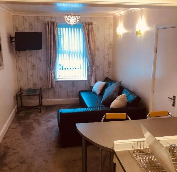 آپارتمان 2 خوابه, The Purple Tree Guest House