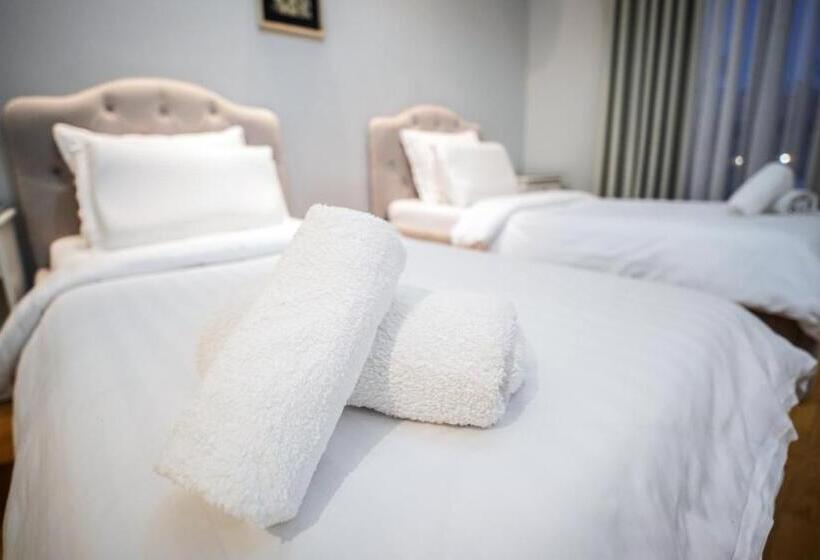 标准间, Univers Resort