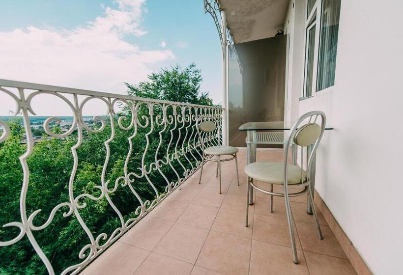 Suite Prezidențial, Urartu