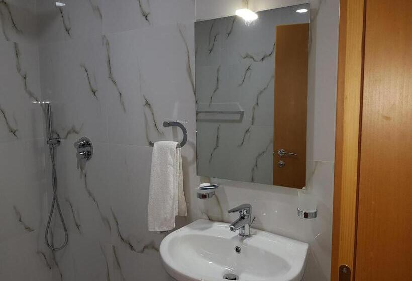 스탠다드 룸, Verzaci