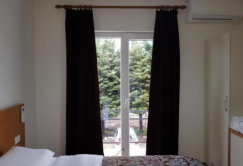 스탠다드 룸, Verzaci