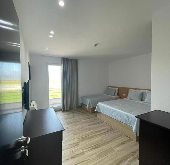 스탠다드 트리플 룸, Verzaci