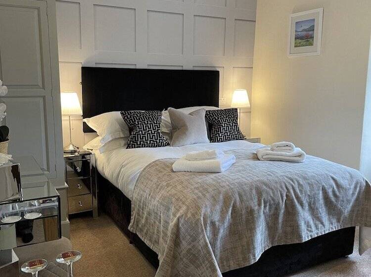 Номер Стандарт, Wheatlands Lodge Windermere   Adults Only   Free Car Park