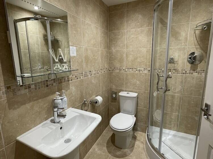 Номер Стандарт, Wheatlands Lodge Windermere Adults Only Free Car Park