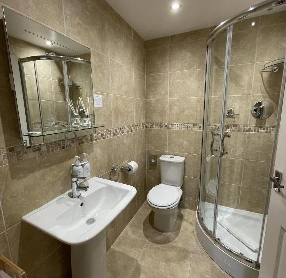 Номер Стандарт, Wheatlands Lodge Windermere   Adults Only   Free Car Park