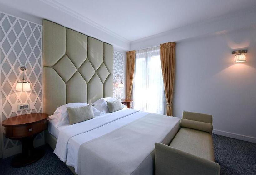 اتاق سوپریور, Ziya