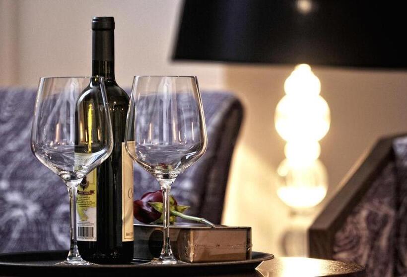 اتاق استاندارد, Ziya