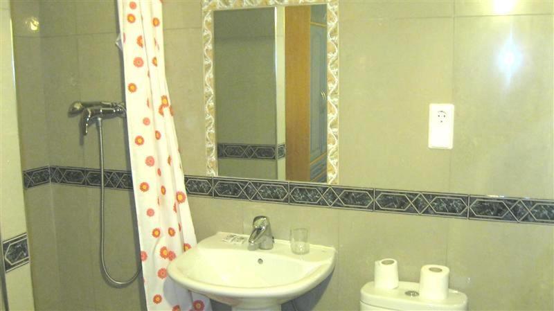 اتاق استاندارد سه نفره, Pensión Iglesias