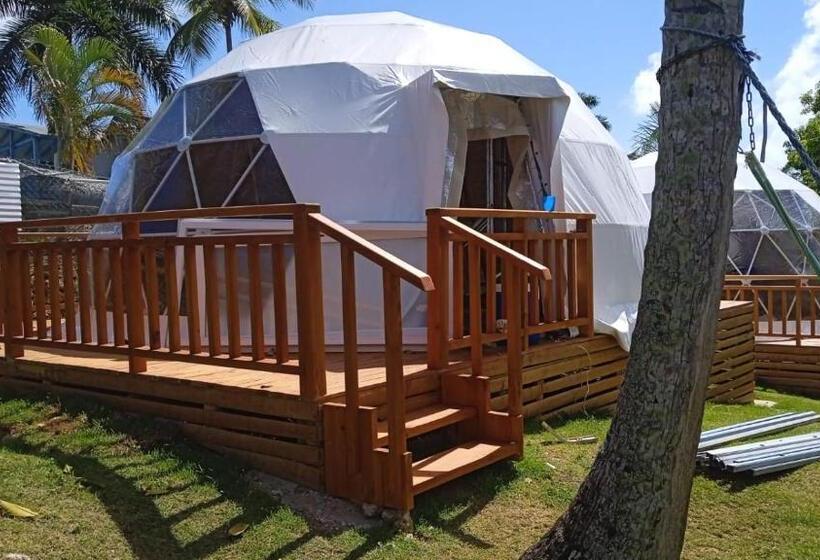 چادر با خدمات رفاهی استاندارد, Arena Oceanview Hotel & La Terraza Restaurant