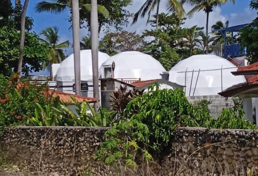 چادر با خدمات رفاهی استاندارد, Arena Oceanview Hotel & La Terraza Restaurant