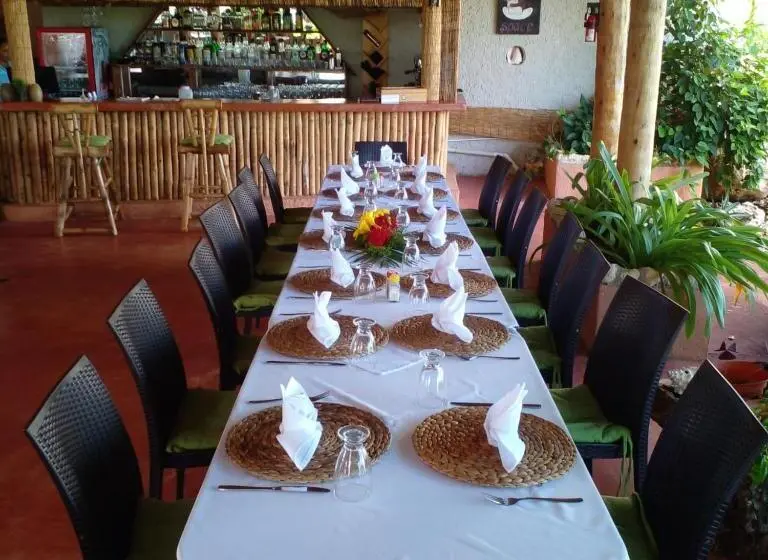 ویلای استاندارد با چشم‌انداز باغ, Arena Oceanview Hotel & La Terraza Restaurant