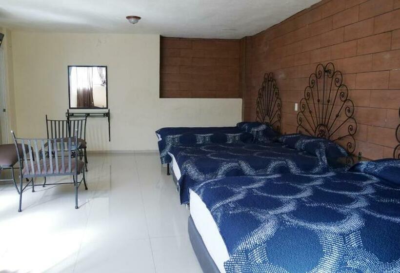 بنجلو عائلى, Dubai De Miramar