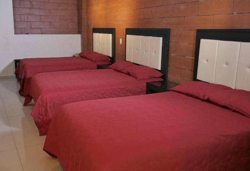 بنجلو عائلى, Dubai De Miramar