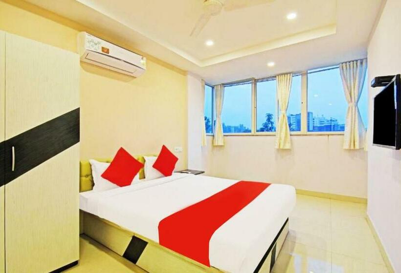 Deluxe Rum, Goroomgo Royal Galaxy Newtown Kolkata