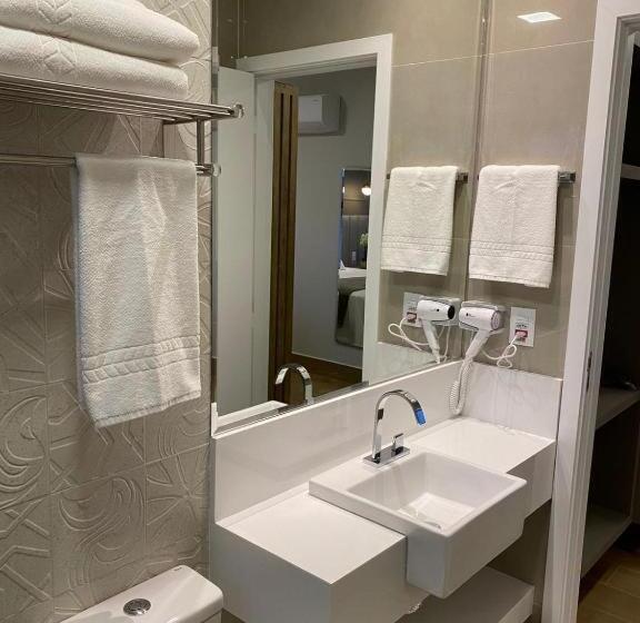 جناح ديلوكس, Vista Do Lago