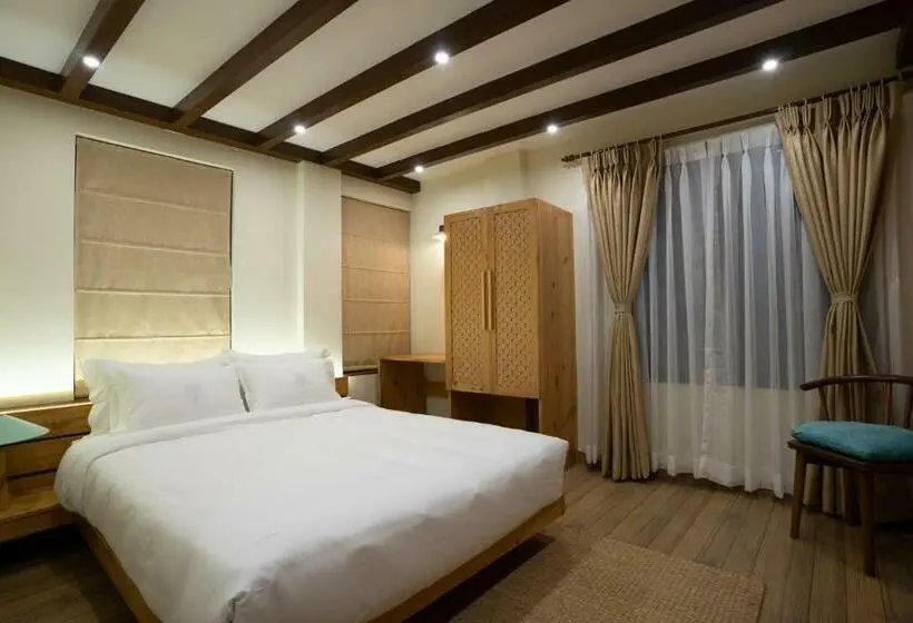 اتاق لوکس, Karuna Hotel Patan Kathmandu