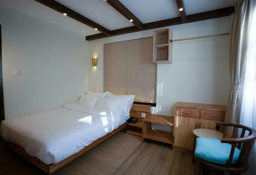 اتاق لوکس, Karuna Hotel Patan Kathmandu