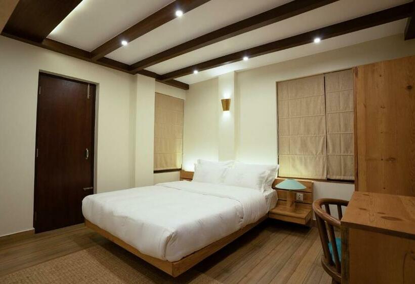 Standardzimmer Kingsize Bett, Karuna Hotel Patan Kathmandu