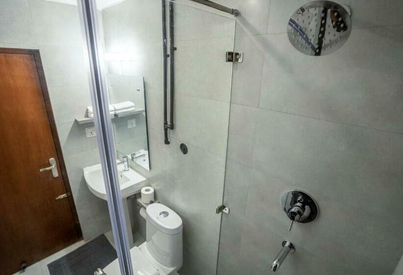 Standardzimmer Kingsize Bett, Karuna Hotel Patan Kathmandu