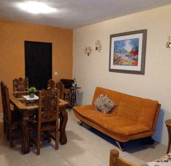 آپارتمان 1 خوابه همکف, La Casa Rosa Guanajuato