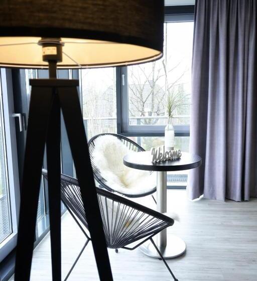 اتاق خانوادگی, Nordic Avantage