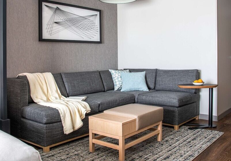Quarto Estandar Cama Queen para Deficientes Físicos, Hyatt Place Newark Silicon Valley